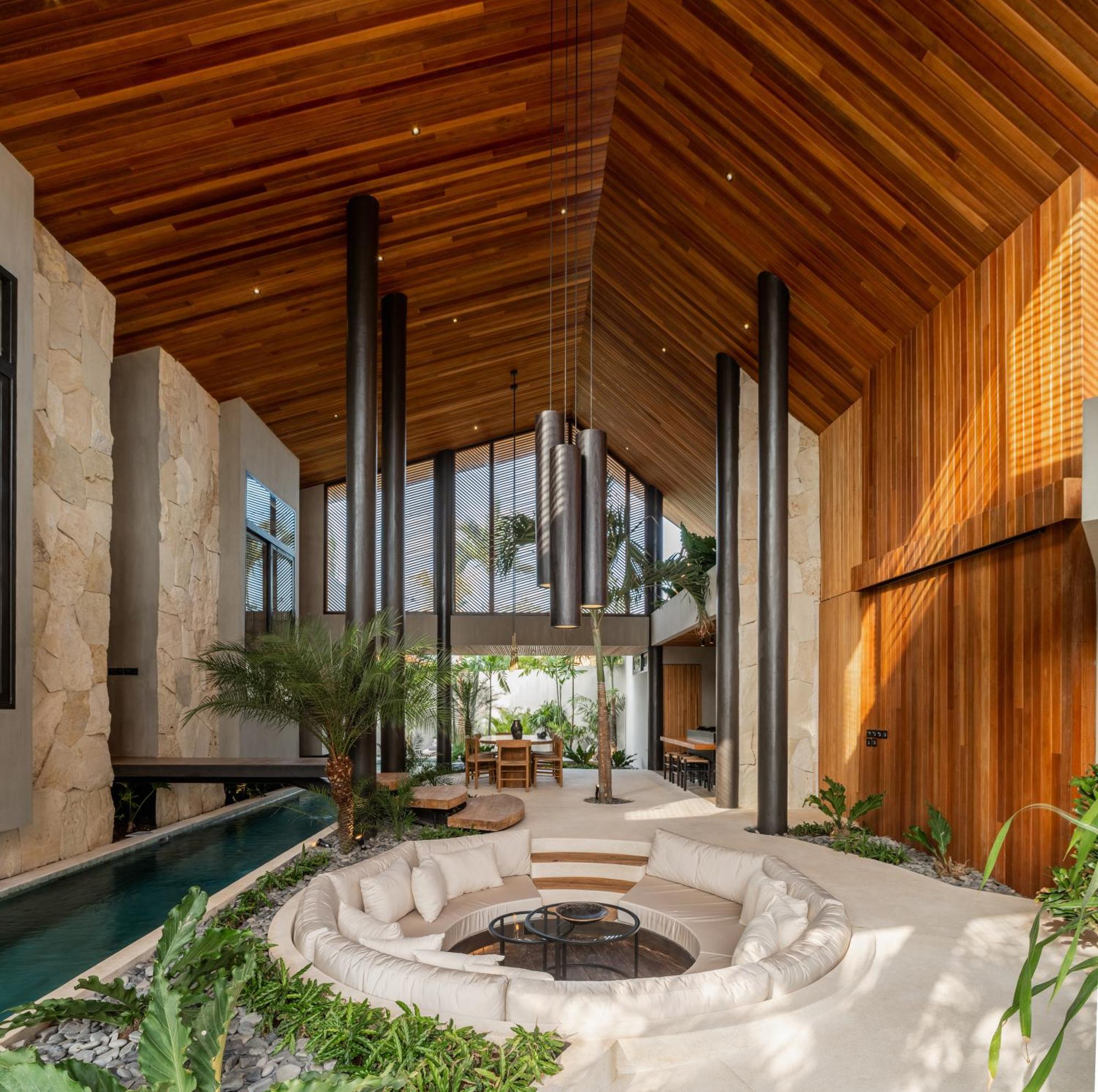 Villa Levante Bali By House Of Winds - Tropical Oasis Near Canggu Kerobokan Kültér fotó
